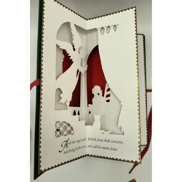 The First Noel A Christmas Carousel Book By Jan Pienkowski - Picture 2 of 8